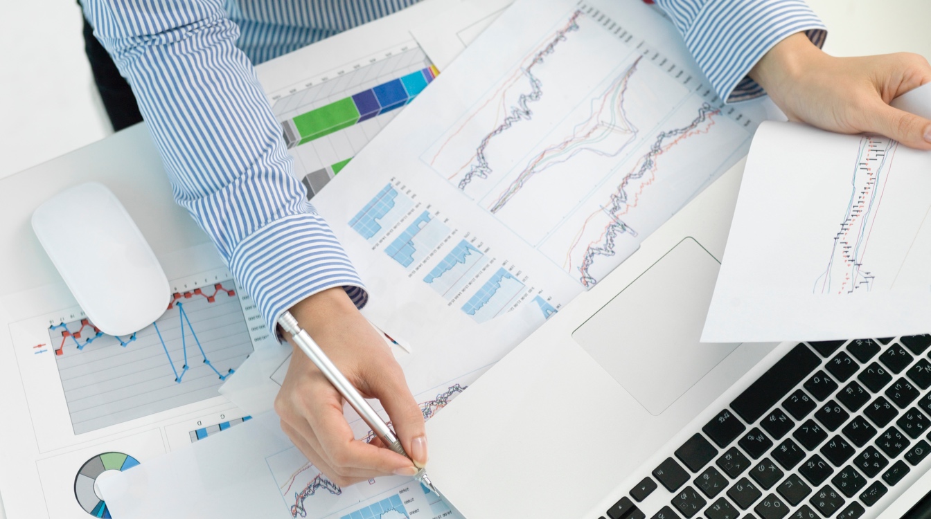Person managing clients